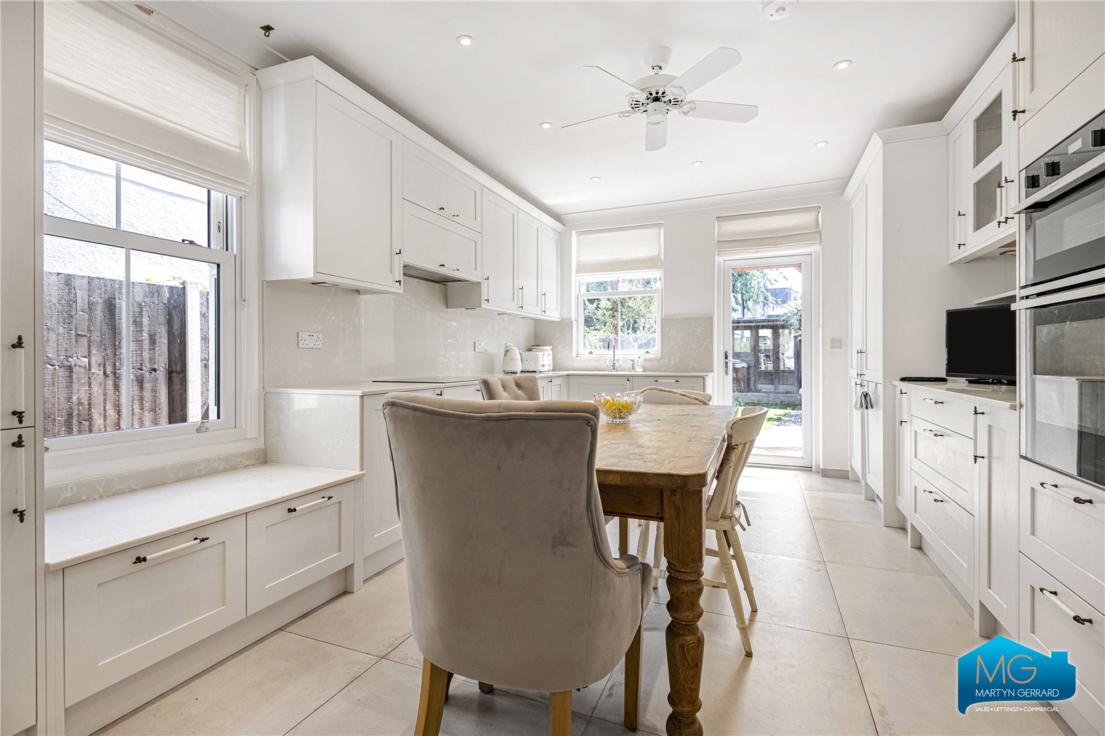 College Road, Winchmore Hill, London, N21+  - Martyn Gerrard