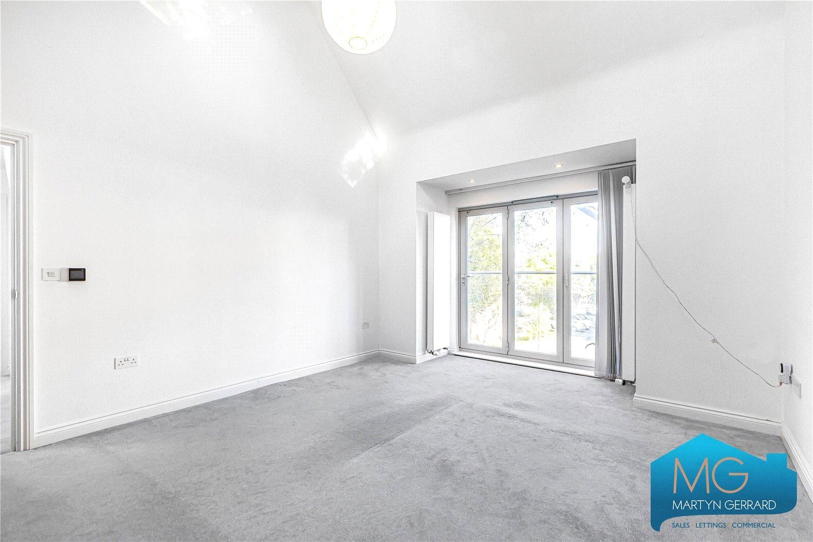 4 bedroom Detached House to rent - Martyn Gerrard