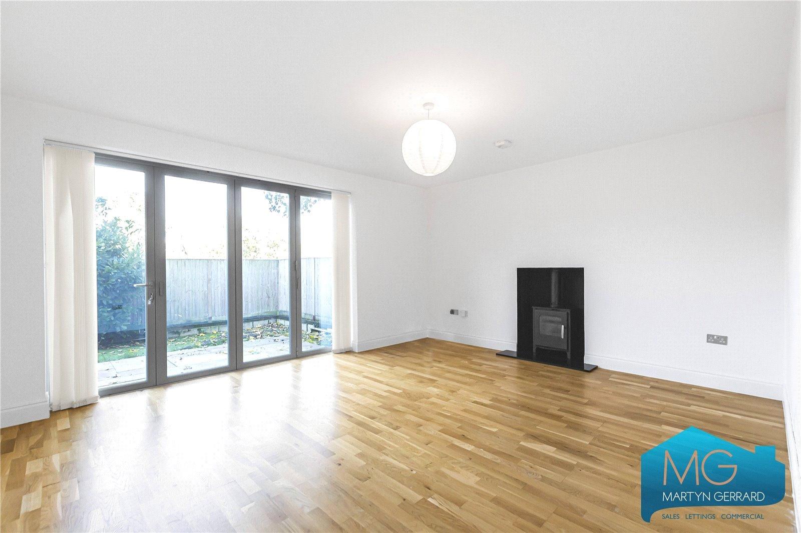 4 bedroom Detached House to rent - Martyn Gerrard
