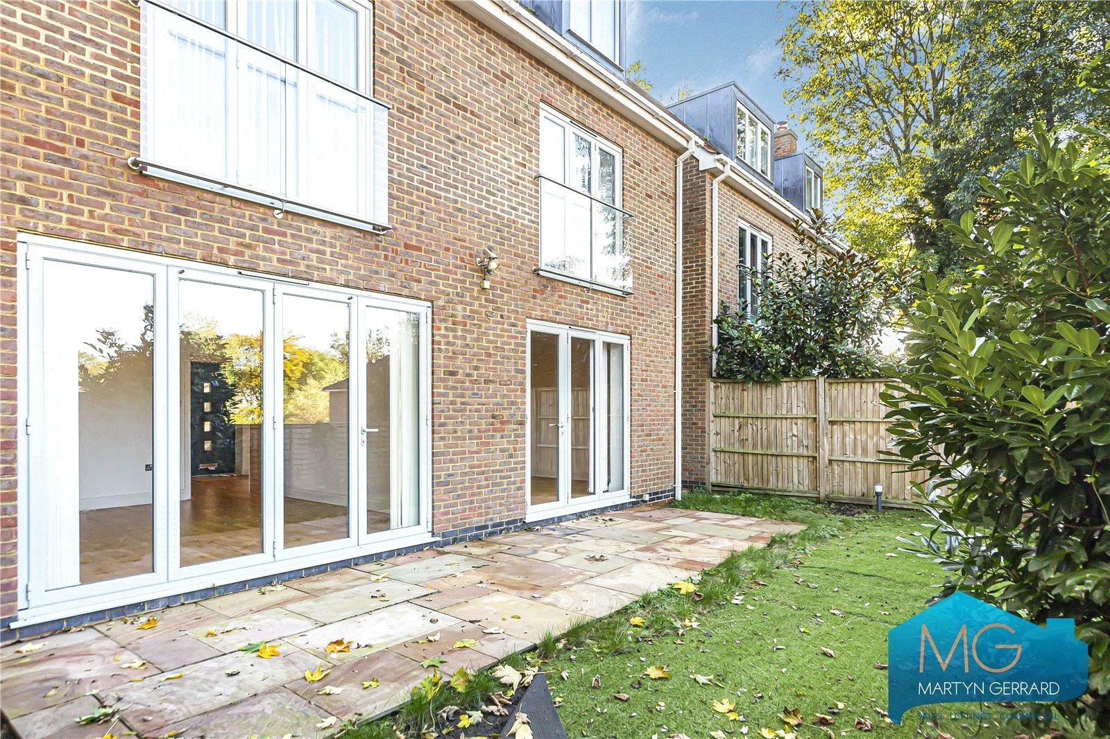 4 bedroom Detached House to rent - Martyn Gerrard