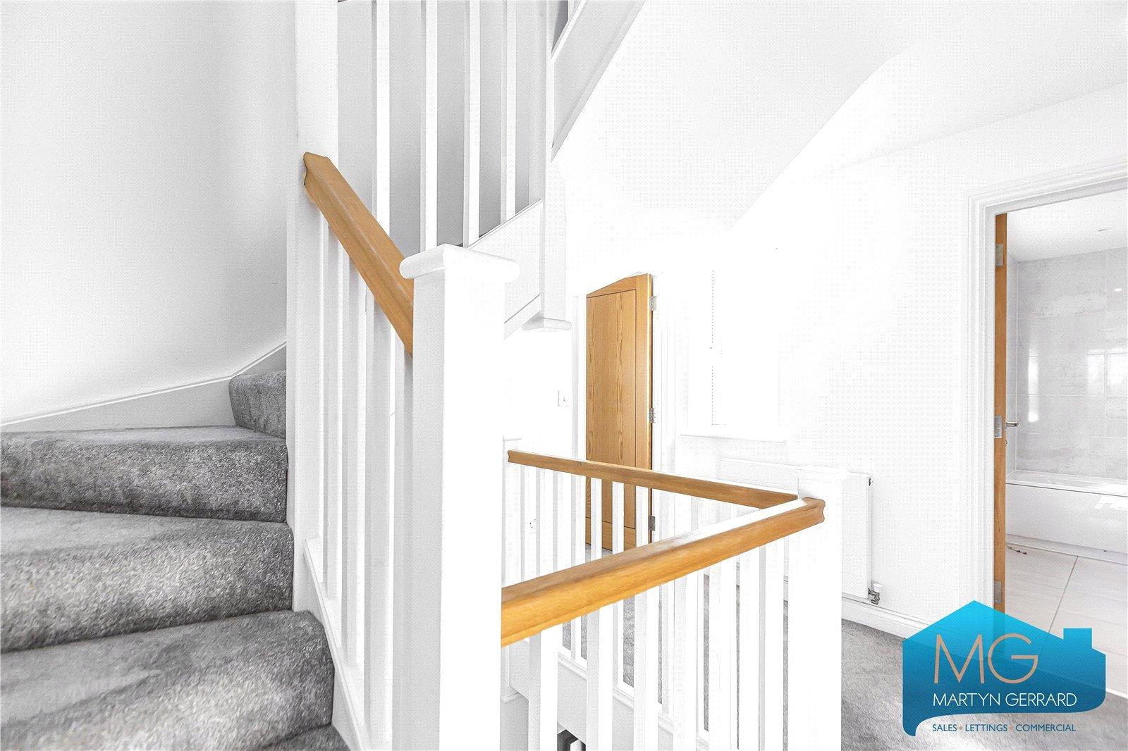 4 bedroom Detached House to rent - Martyn Gerrard