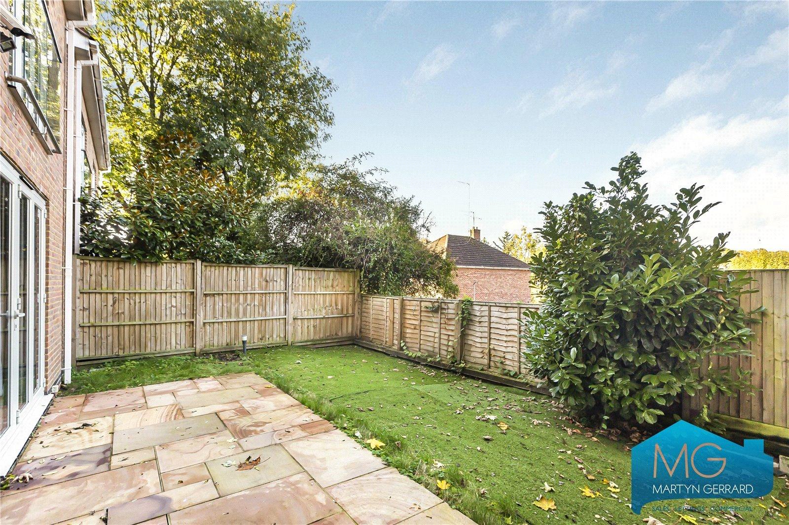 4 bedroom Detached House to rent - Martyn Gerrard