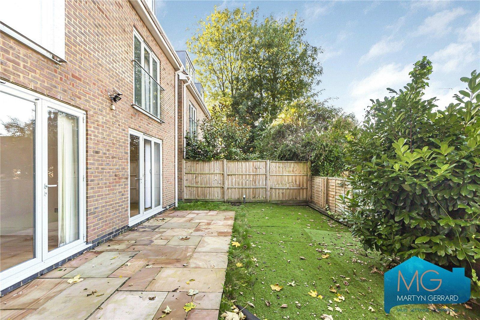 4 bedroom Detached House to rent - Martyn Gerrard