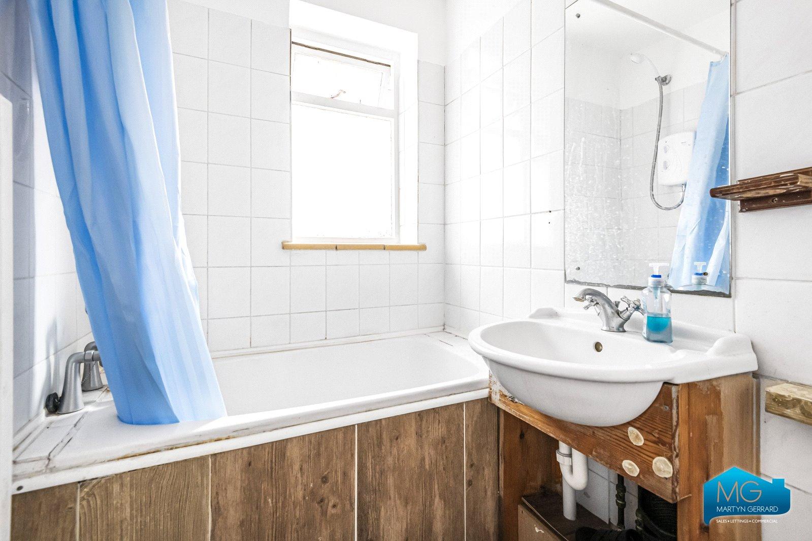2 bedroom Maisonette to rent - Martyn Gerrard