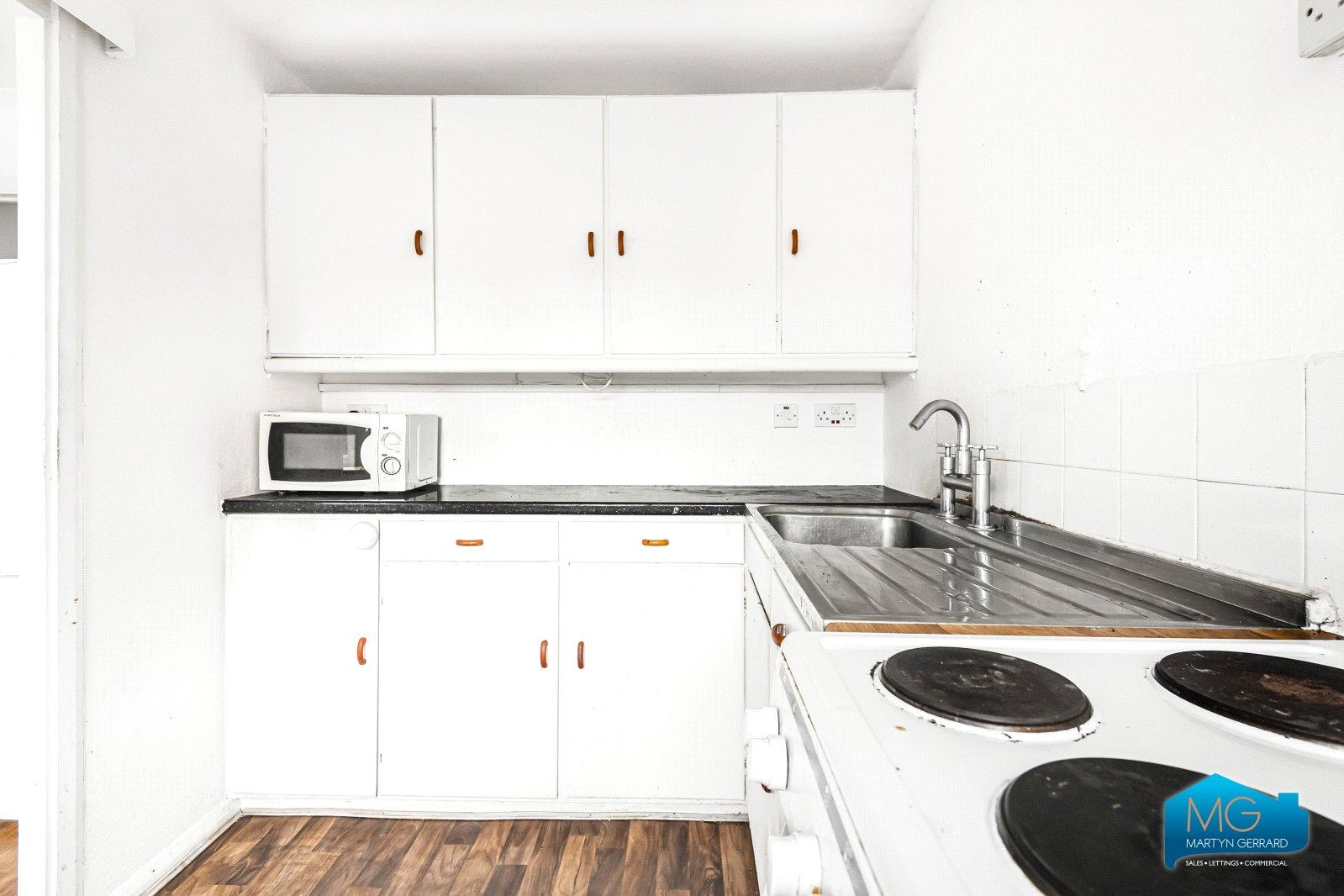 2 bedroom Maisonette to rent + ' - Martyn Gerrard