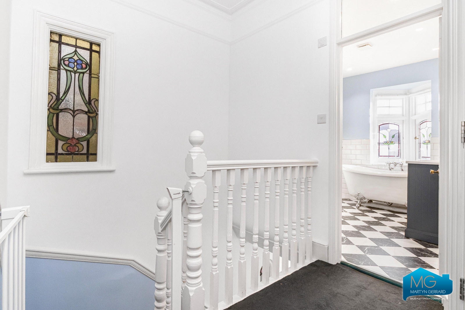 4 bedroom Semi-Detached House to rent - Martyn Gerrard