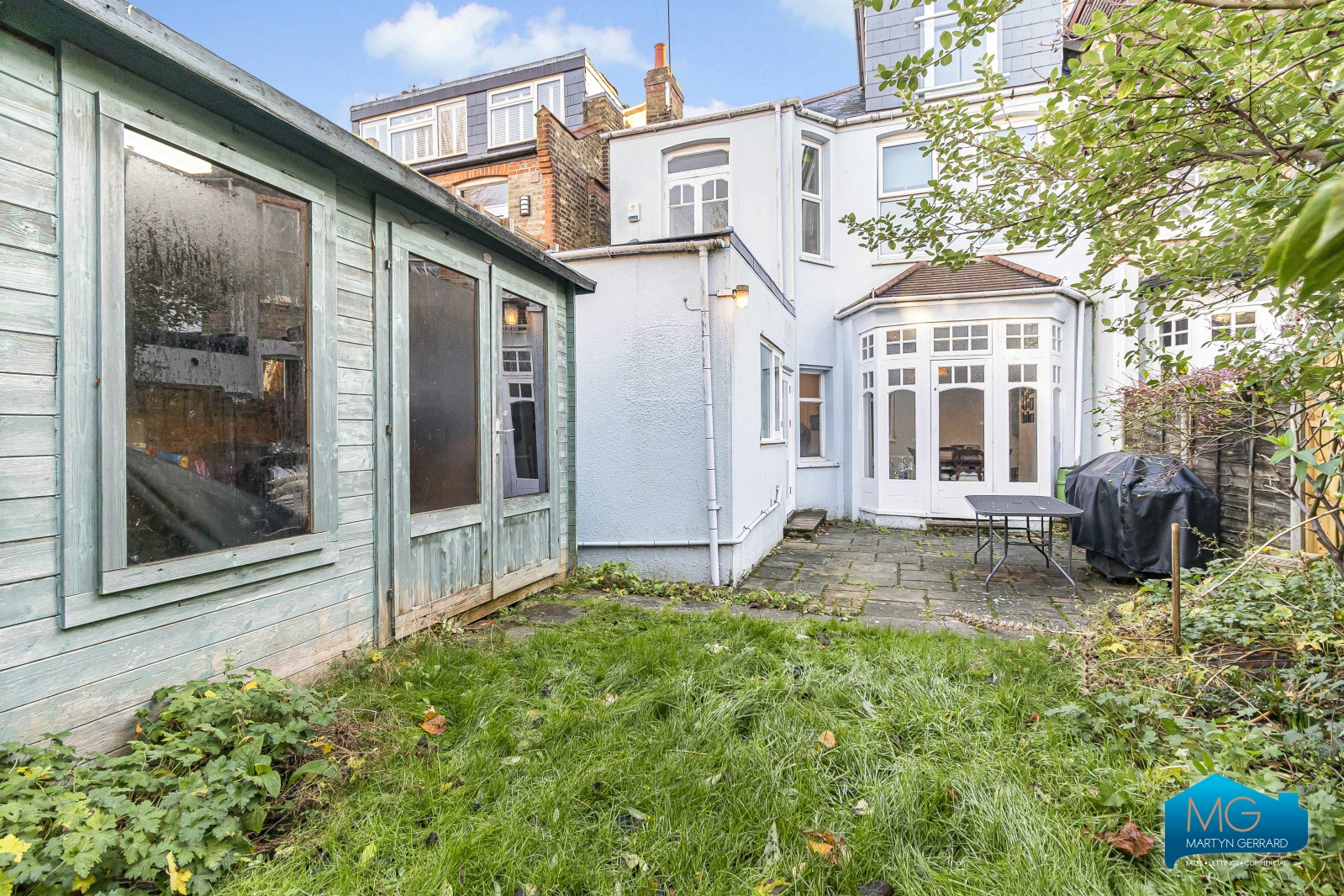 4 bedroom Semi-Detached House to rent - Martyn Gerrard