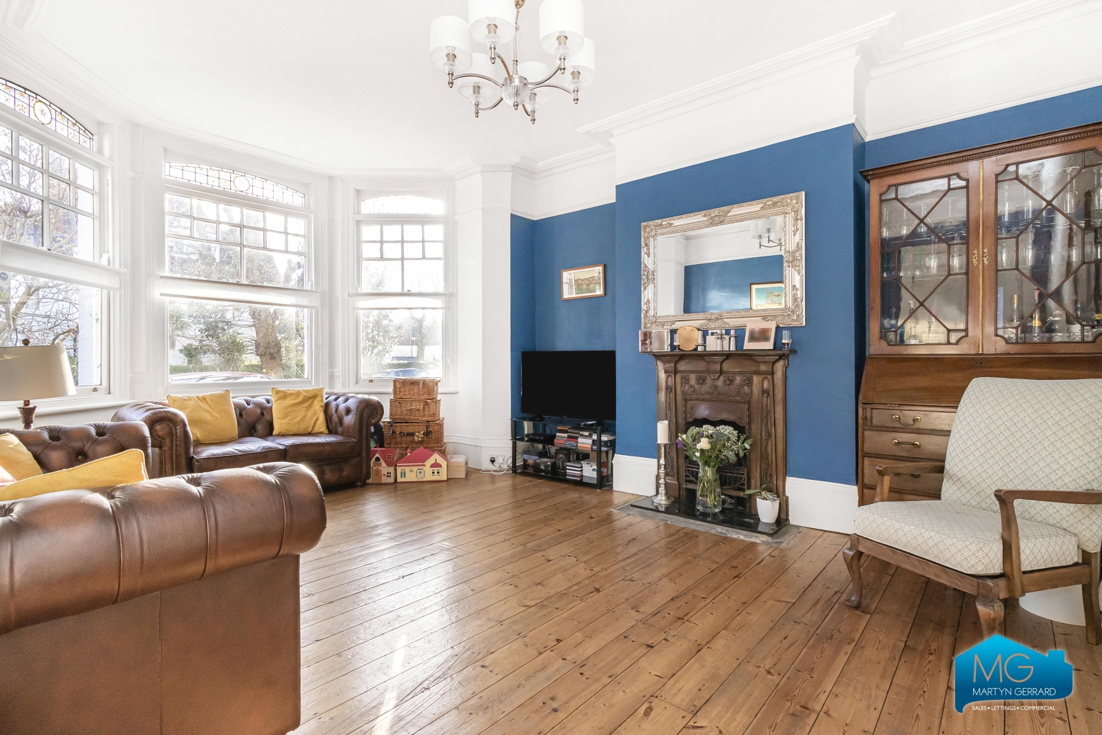 Conway Road, Southgate, London, N14+  - Martyn Gerrard