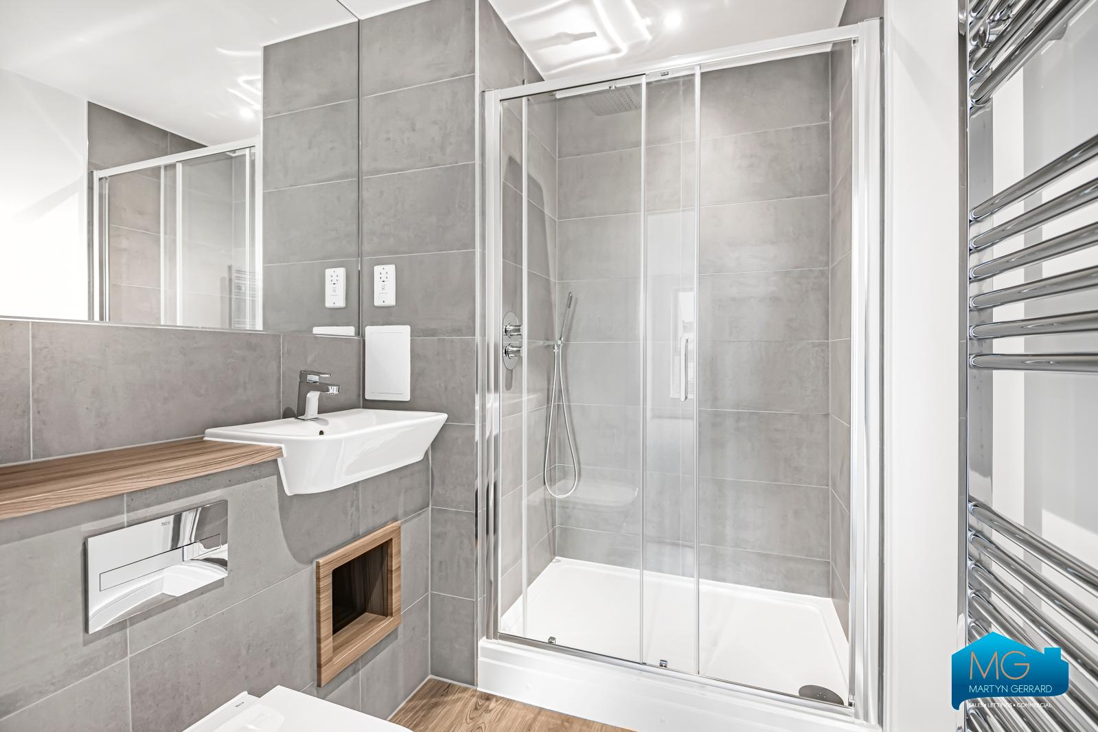 2 bedroom Apartment to rent - Martyn Gerrard