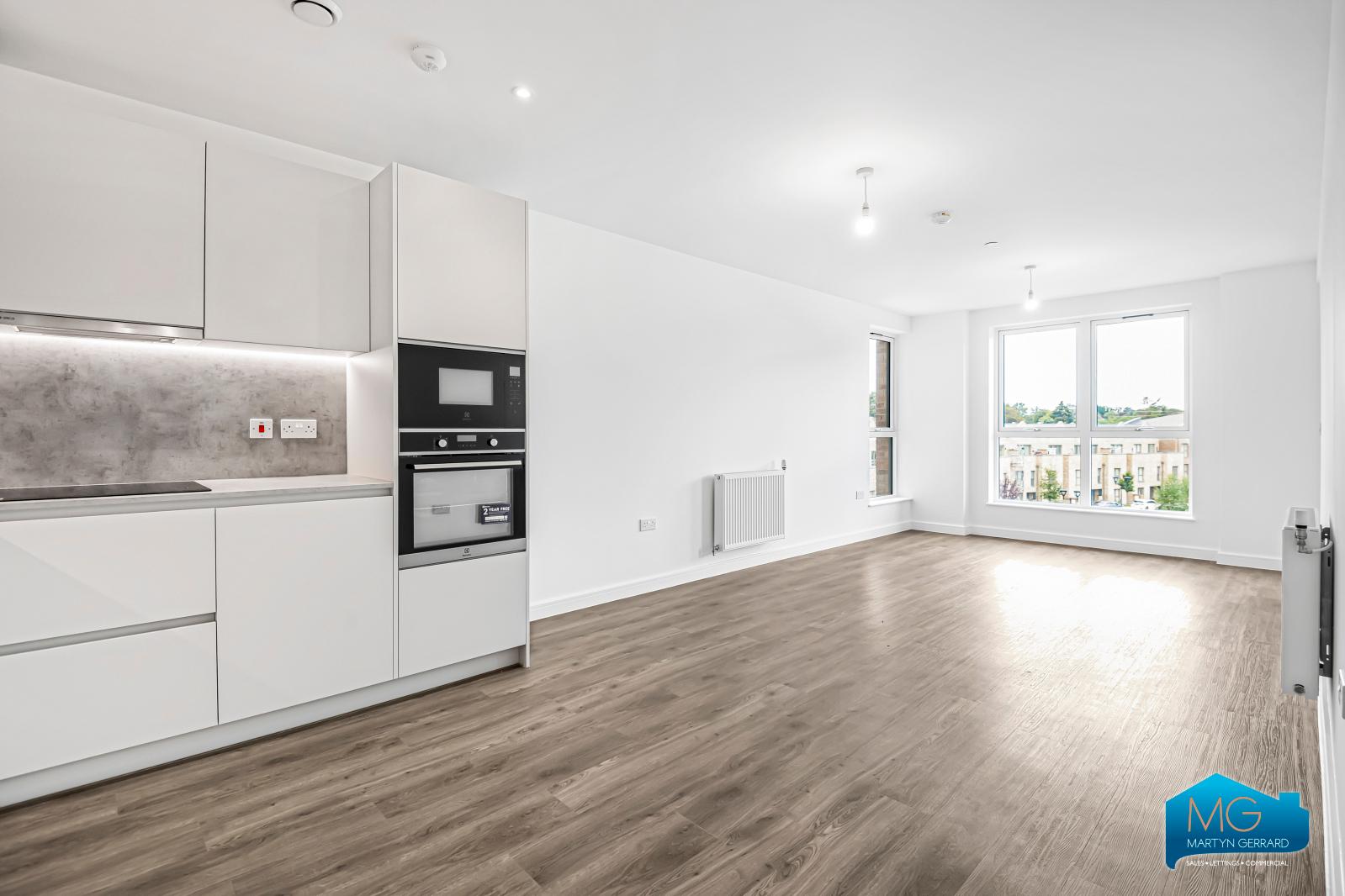 2 bedroom Apartment to rent - Martyn Gerrard