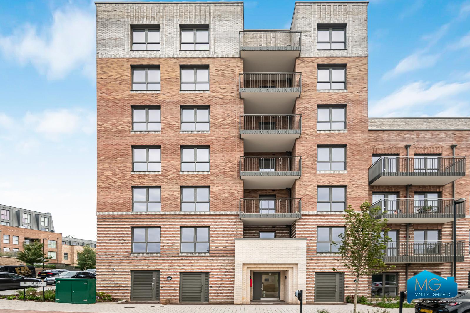 2 bedroom Apartment to rent - Martyn Gerrard