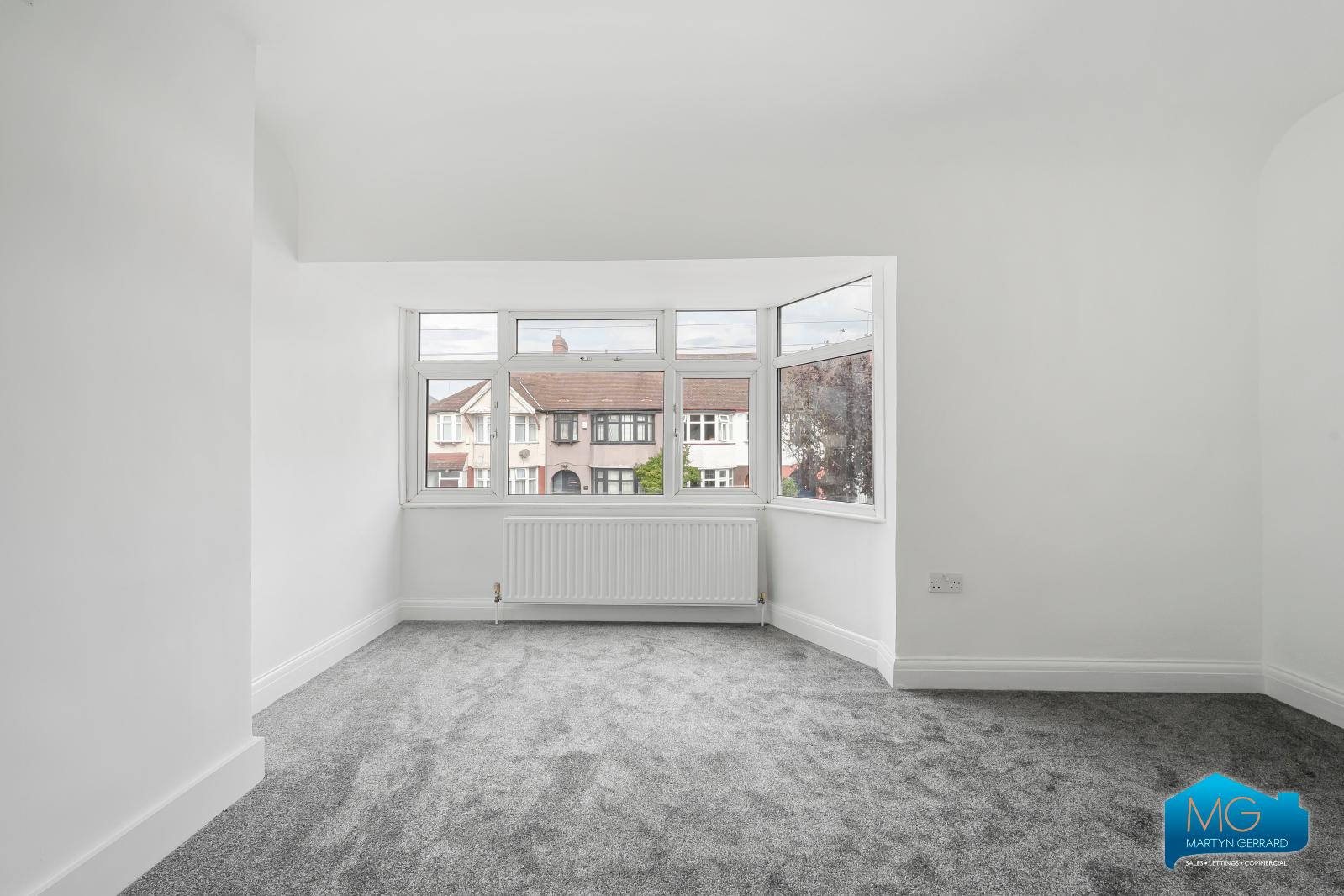 2 bedroom Terraced House to rent - Martyn Gerrard