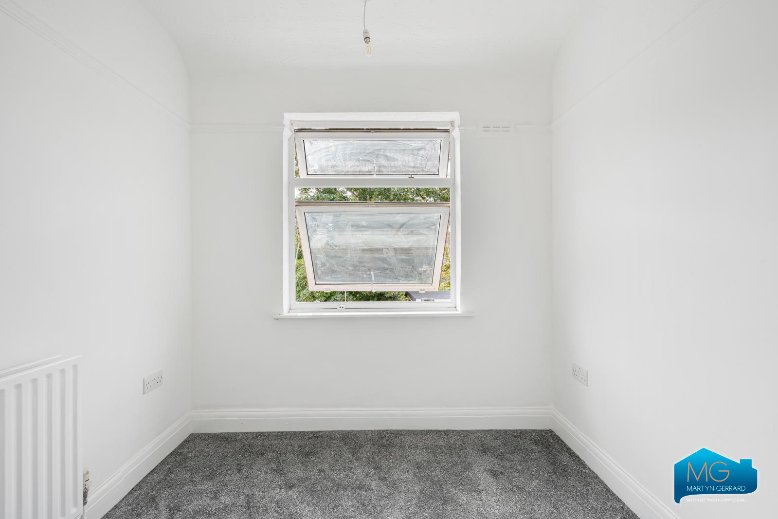 2 bedroom Terraced House to rent - Martyn Gerrard