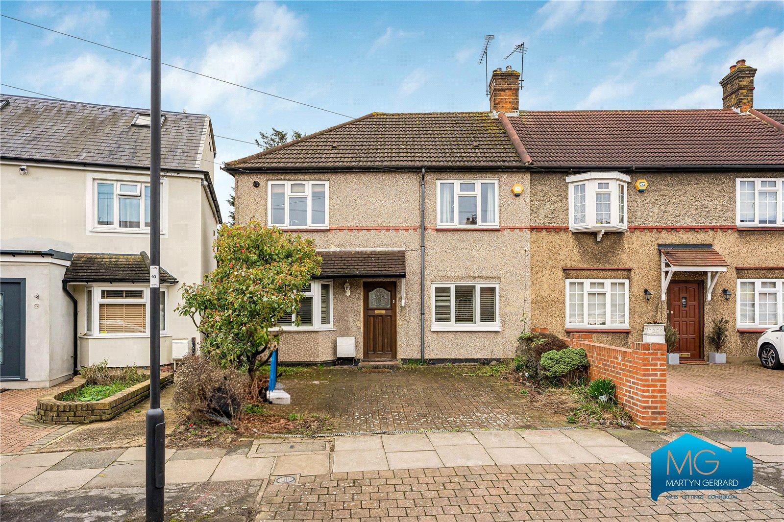 3 bedroom End of Terrace House to rent - Martyn Gerrard