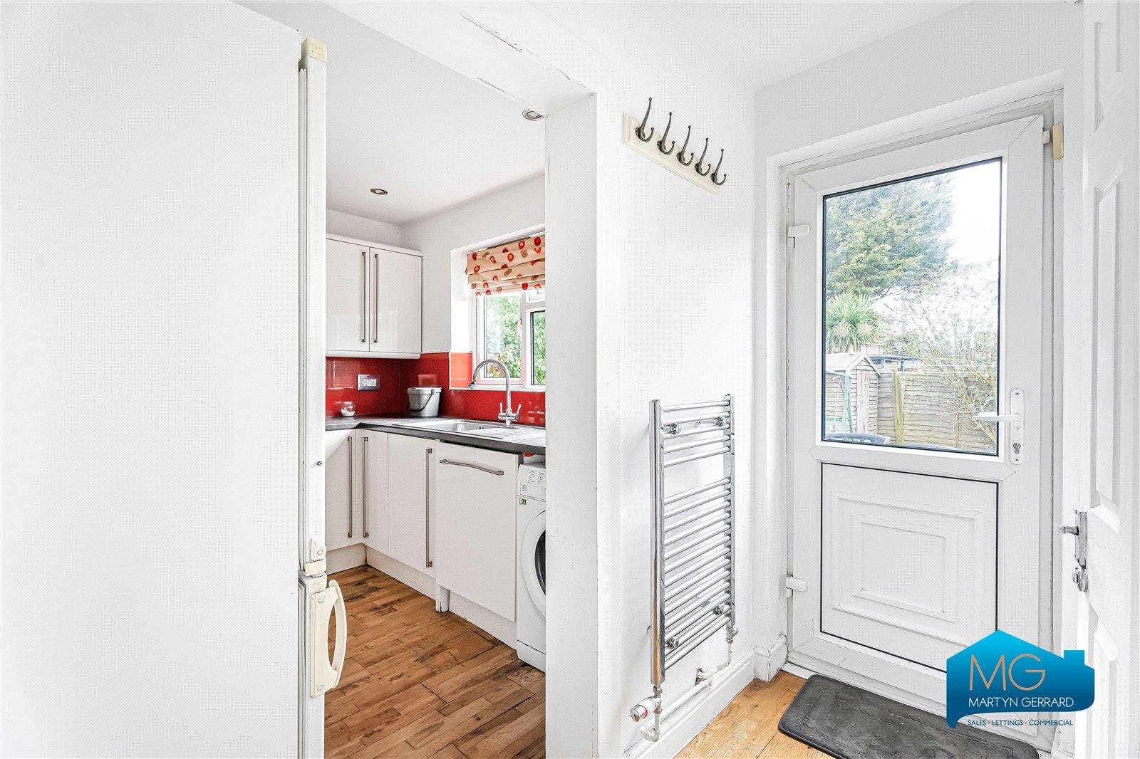 3 bedroom End of Terrace House to rent - Martyn Gerrard