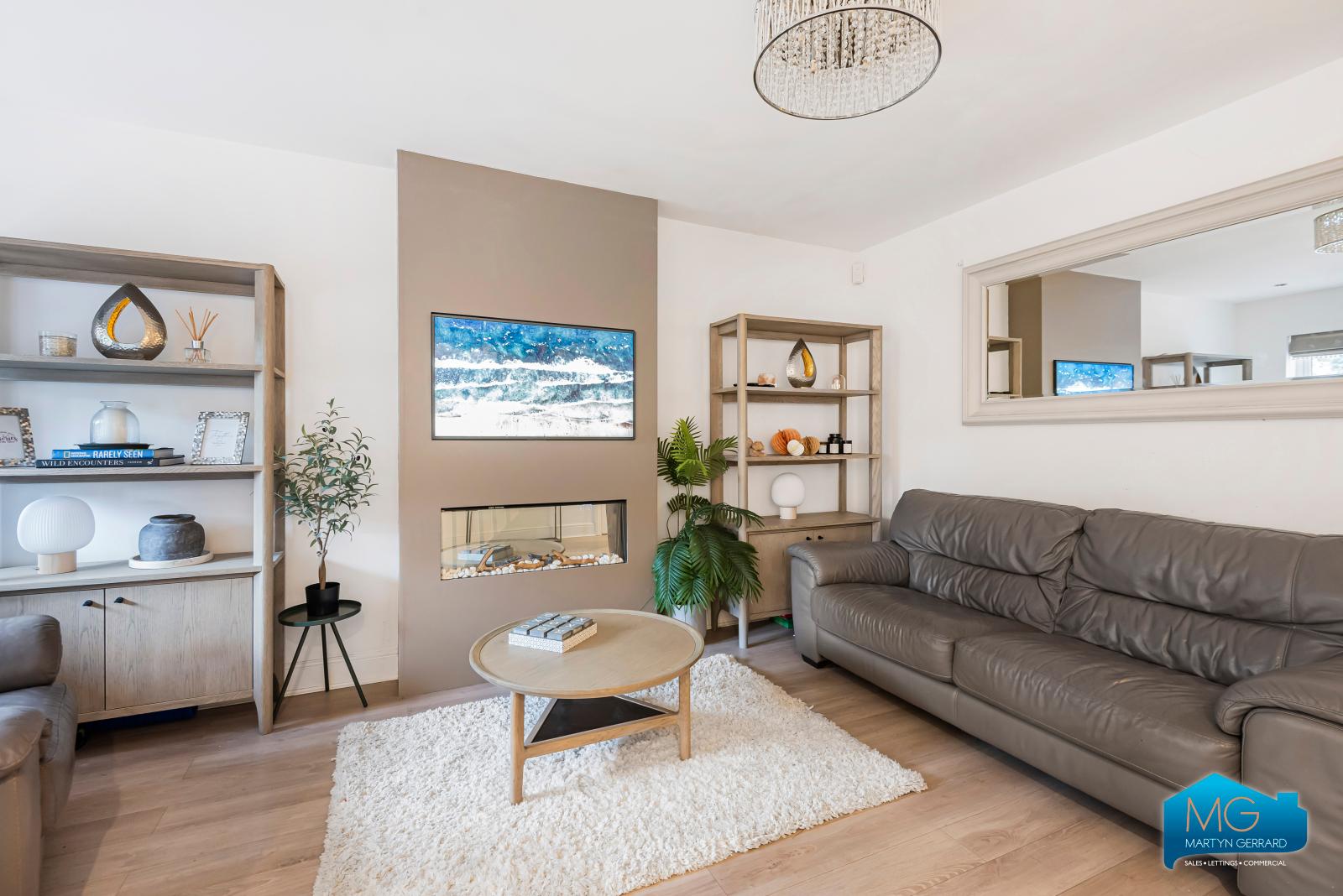 4 bedroom End of Terrace House to rent - Martyn Gerrard