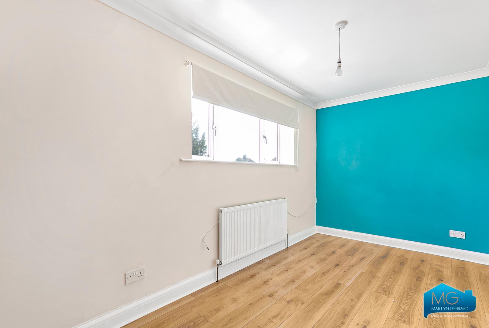 2 bedroom Apartment to rent - Martyn Gerrard
