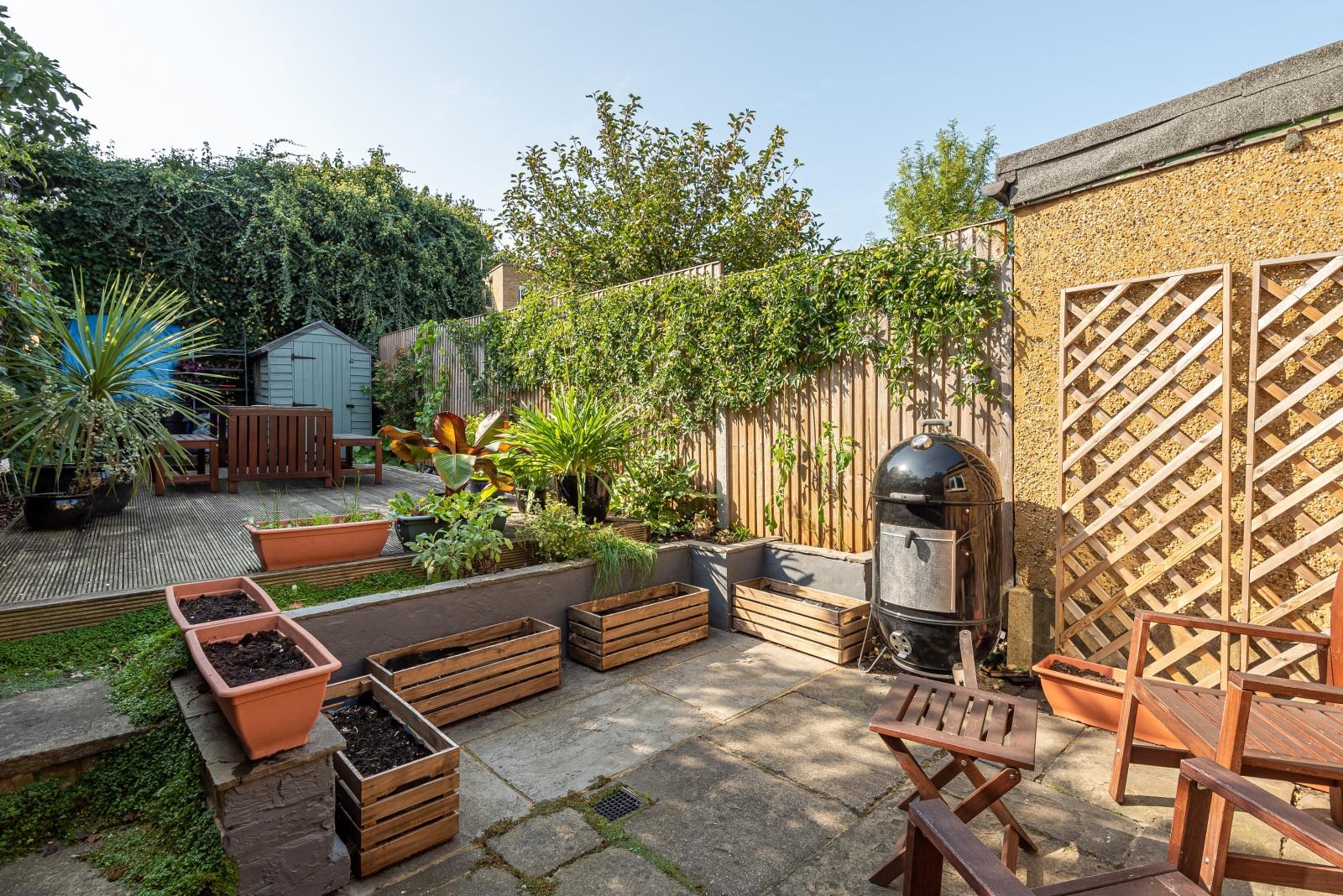 2 bedroom Terraced House to rent - Martyn Gerrard