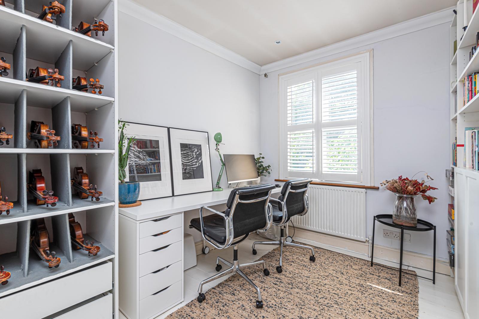 2 bedroom Terraced House to rent - Martyn Gerrard