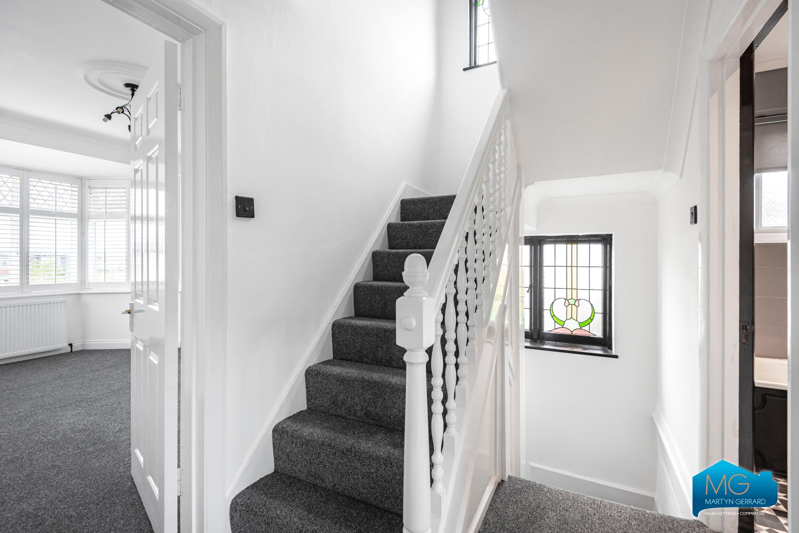 4 bedroom Semi-Detached House to rent - Martyn Gerrard