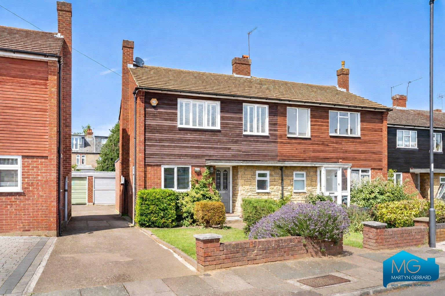 3 bedroom Semi-Detached House for sale - Martyn Gerrard