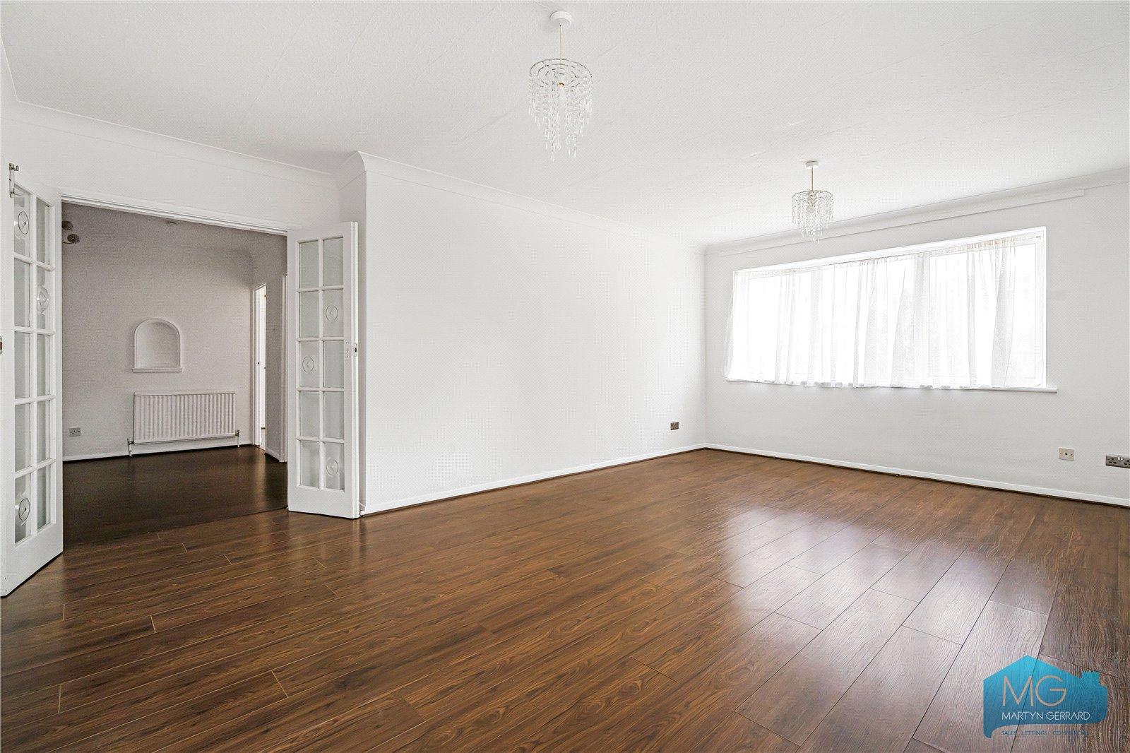 2 bedroom Ground Floor Flat for sale - Martyn Gerrard