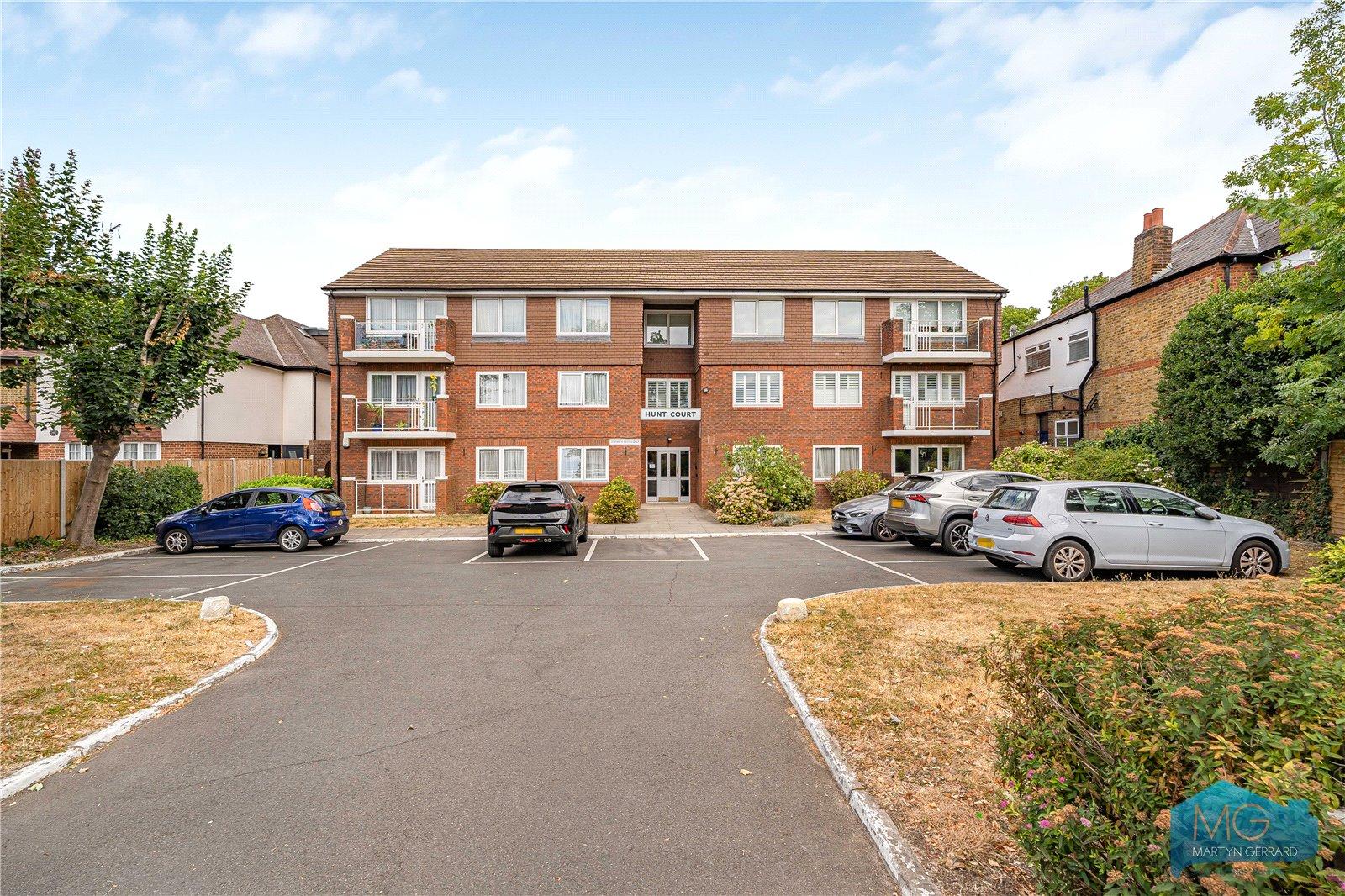 2 bedroom Ground Floor Flat for sale - Martyn Gerrard