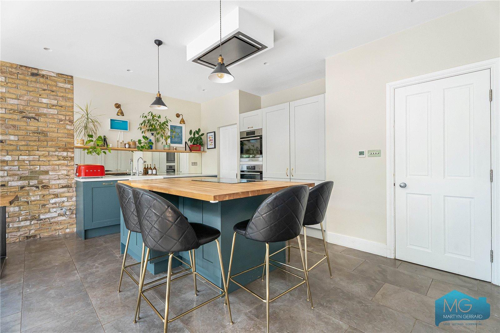 4 bedroom Semi-Detached House for sale - Martyn Gerrard