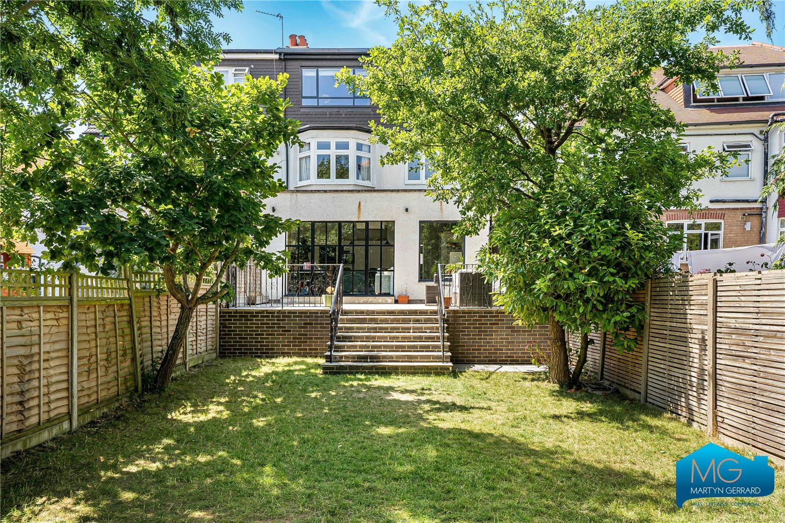 4 bedroom Semi-Detached House for sale - Martyn Gerrard