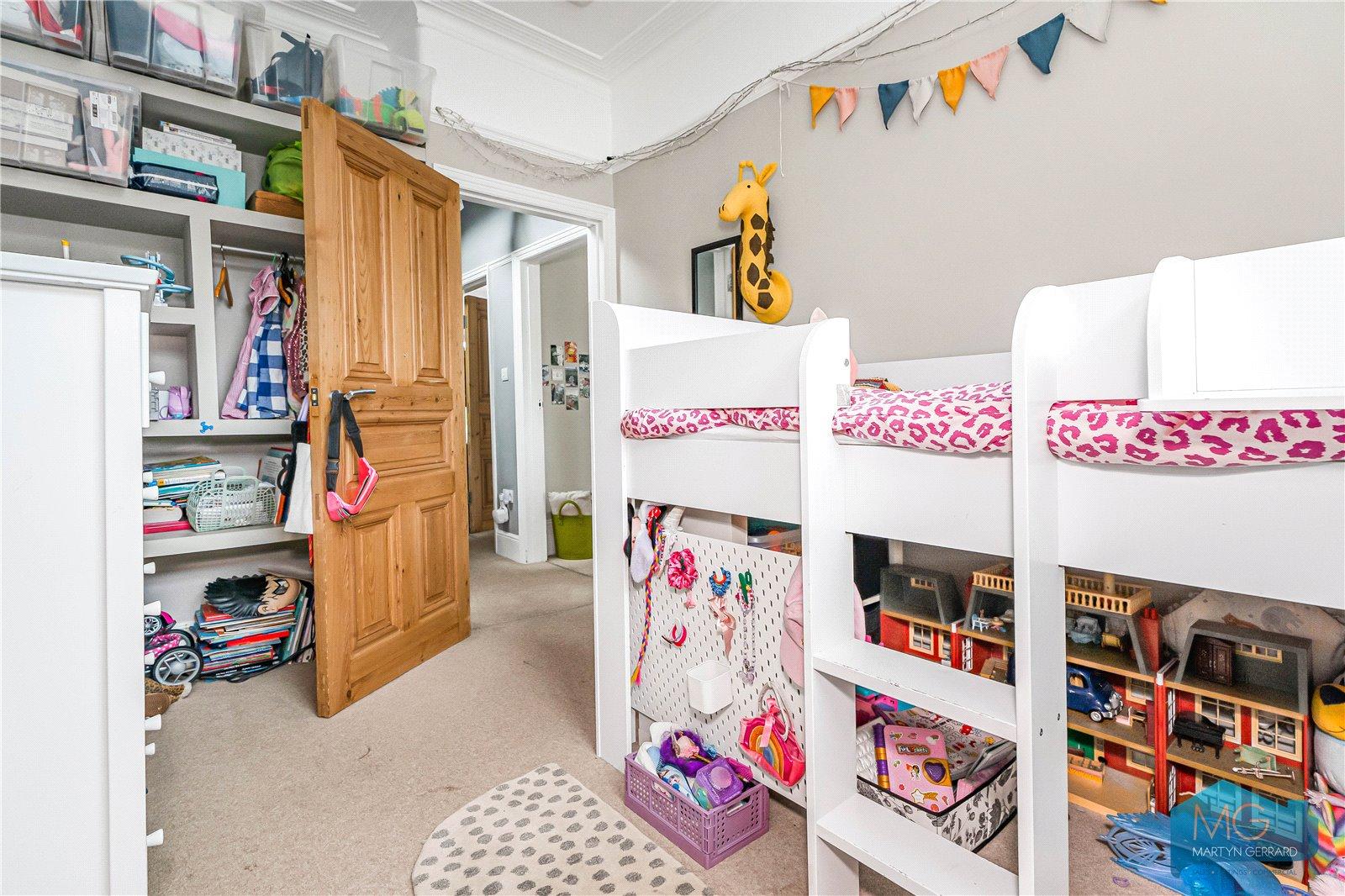 5 bedroom Terraced House for sale - Martyn Gerrard