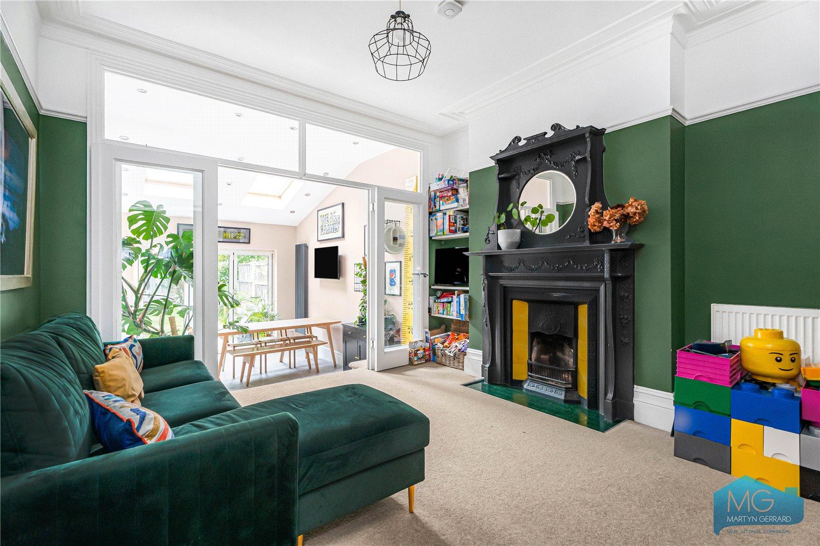 5 bedroom Terraced House for sale - Martyn Gerrard