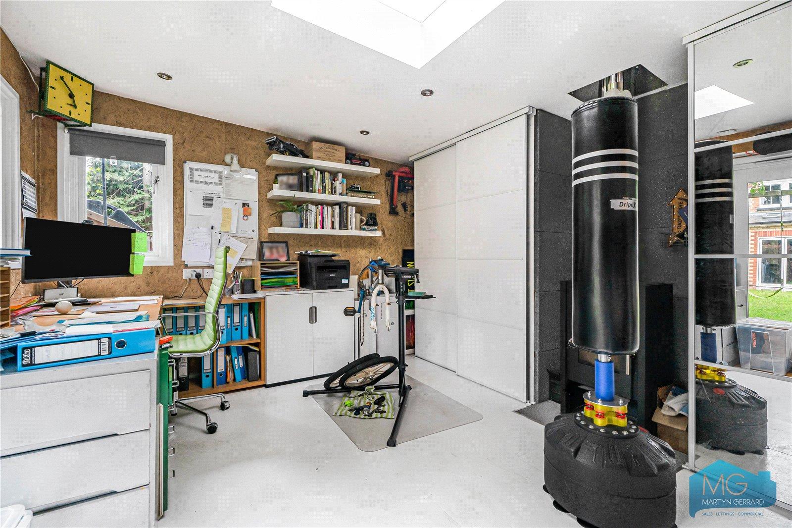 5 bedroom Terraced House for sale - Martyn Gerrard