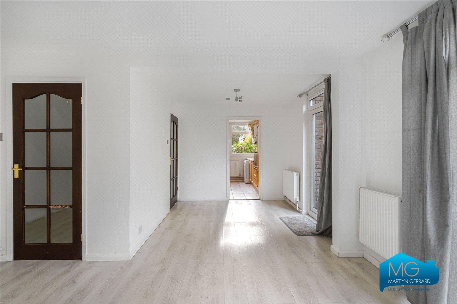 3 bedroom Terraced House to rent - Martyn Gerrard