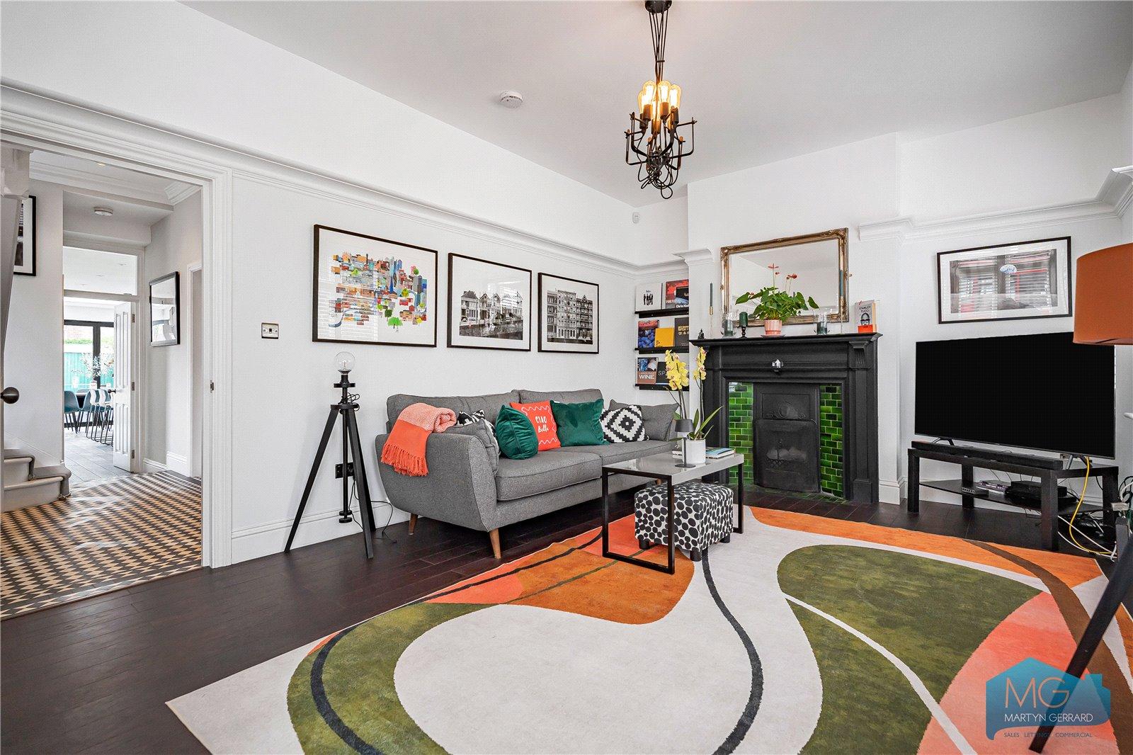 4 bedroom End of Terrace House for sale - Martyn Gerrard