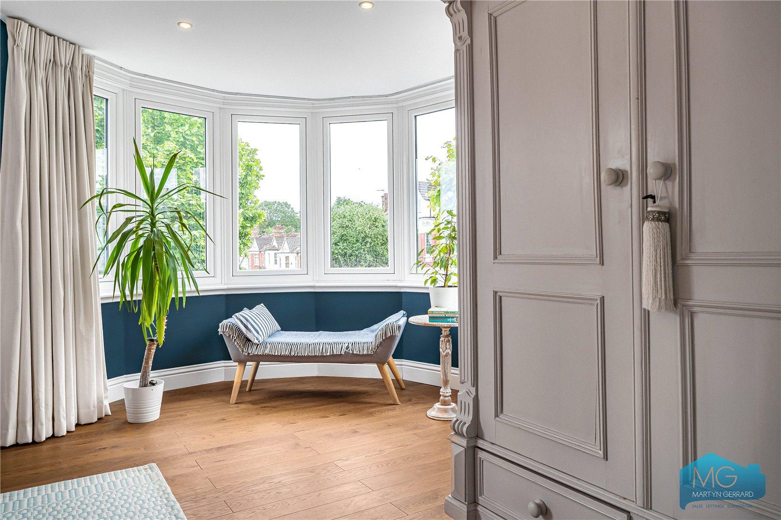 4 bedroom End of Terrace House for sale - Martyn Gerrard
