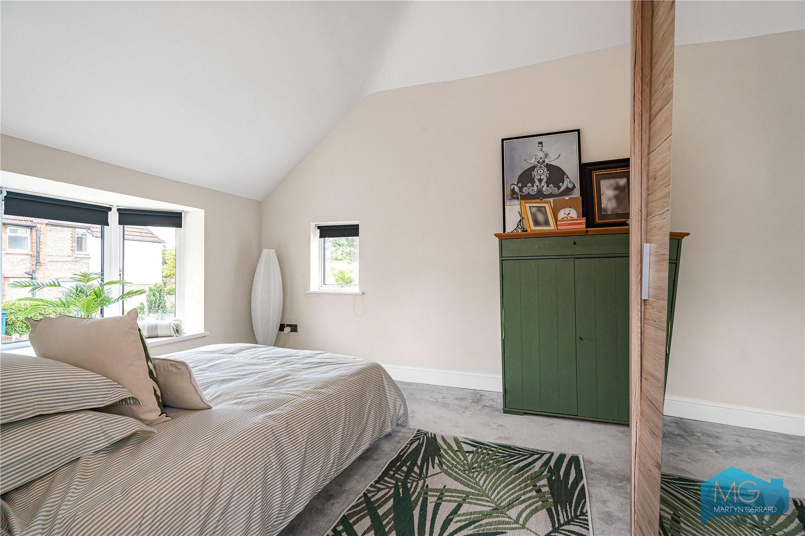 4 bedroom End of Terrace House for sale - Martyn Gerrard