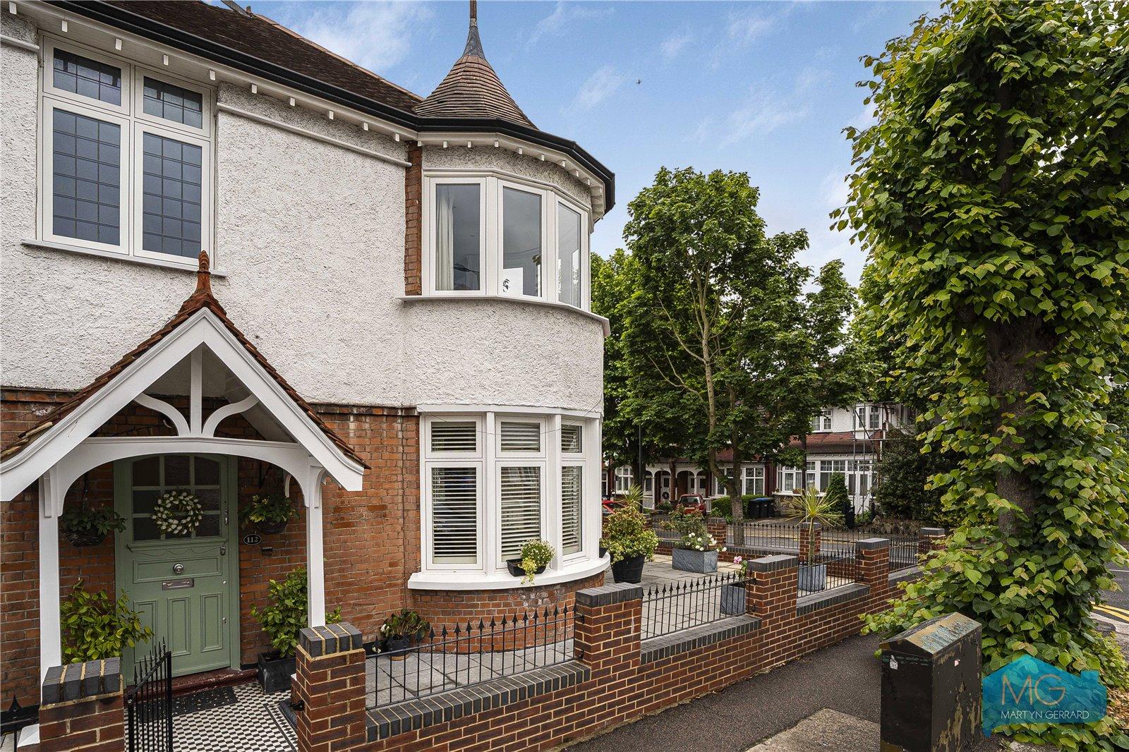 4 bedroom End of Terrace House for sale - Martyn Gerrard
