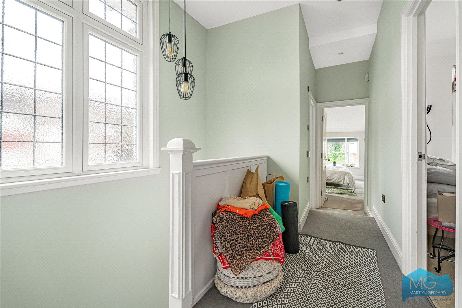 4 bedroom End of Terrace House for sale - Martyn Gerrard