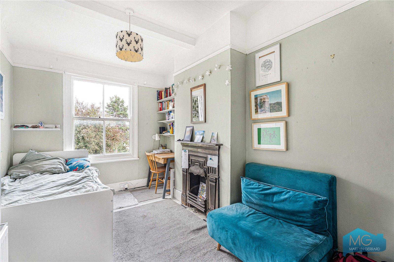 4 bedroom Terraced House for sale - Martyn Gerrard
