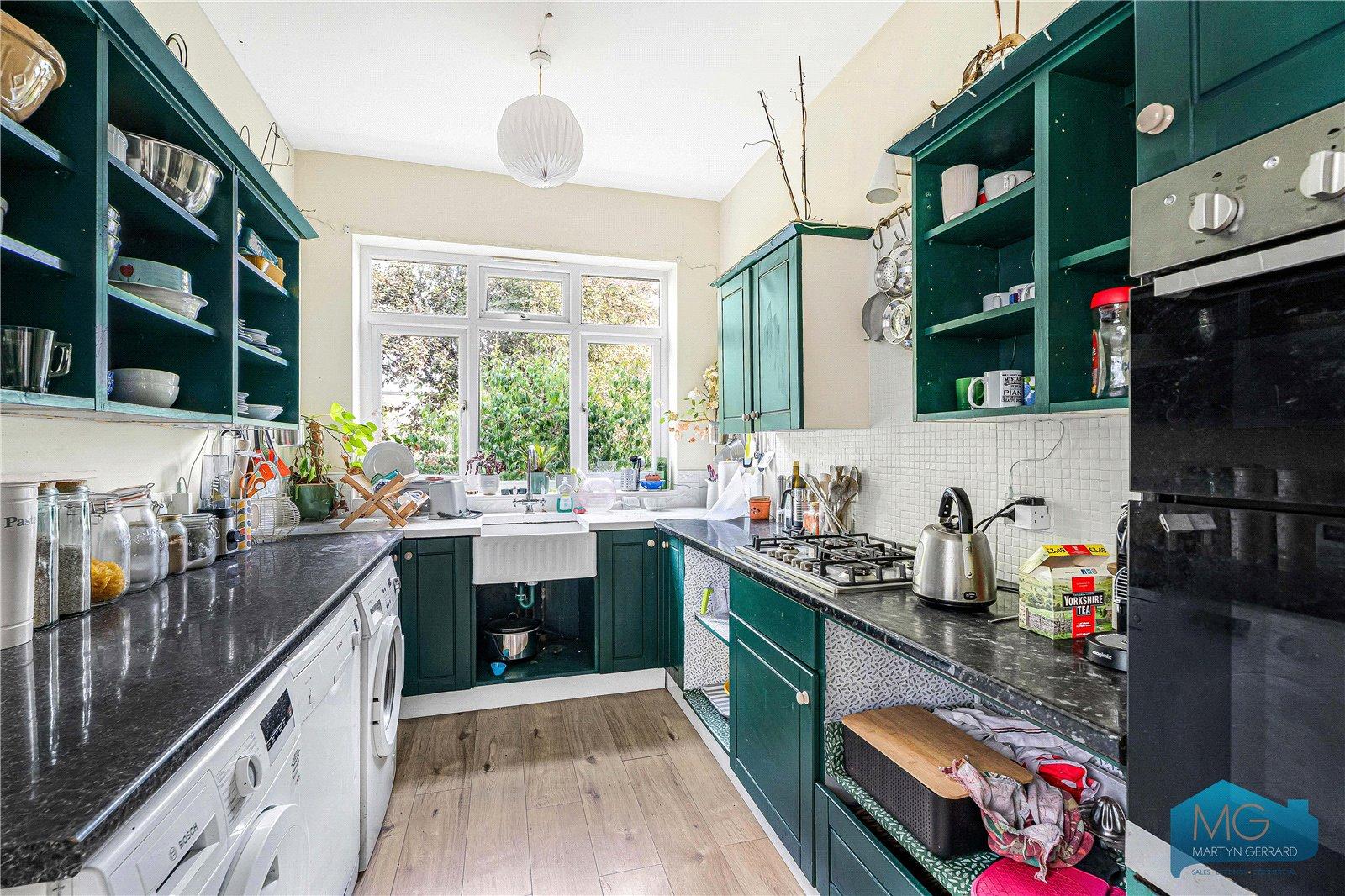 4 bedroom Terraced House for sale - Martyn Gerrard