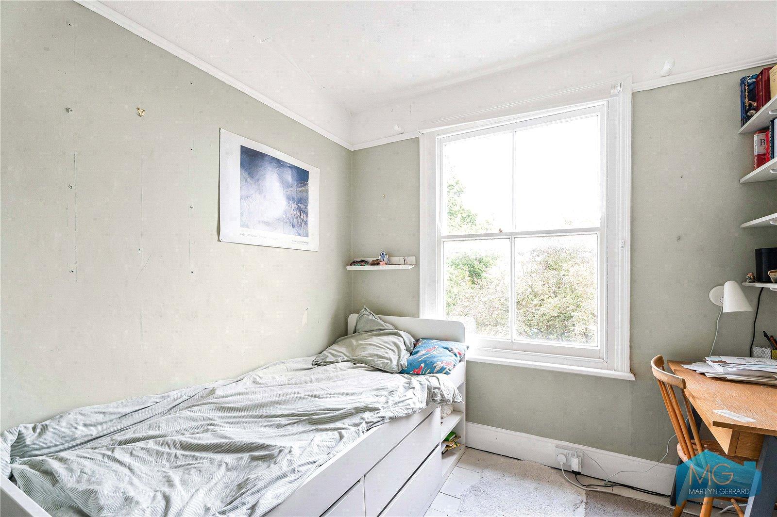 4 bedroom Terraced House for sale - Martyn Gerrard