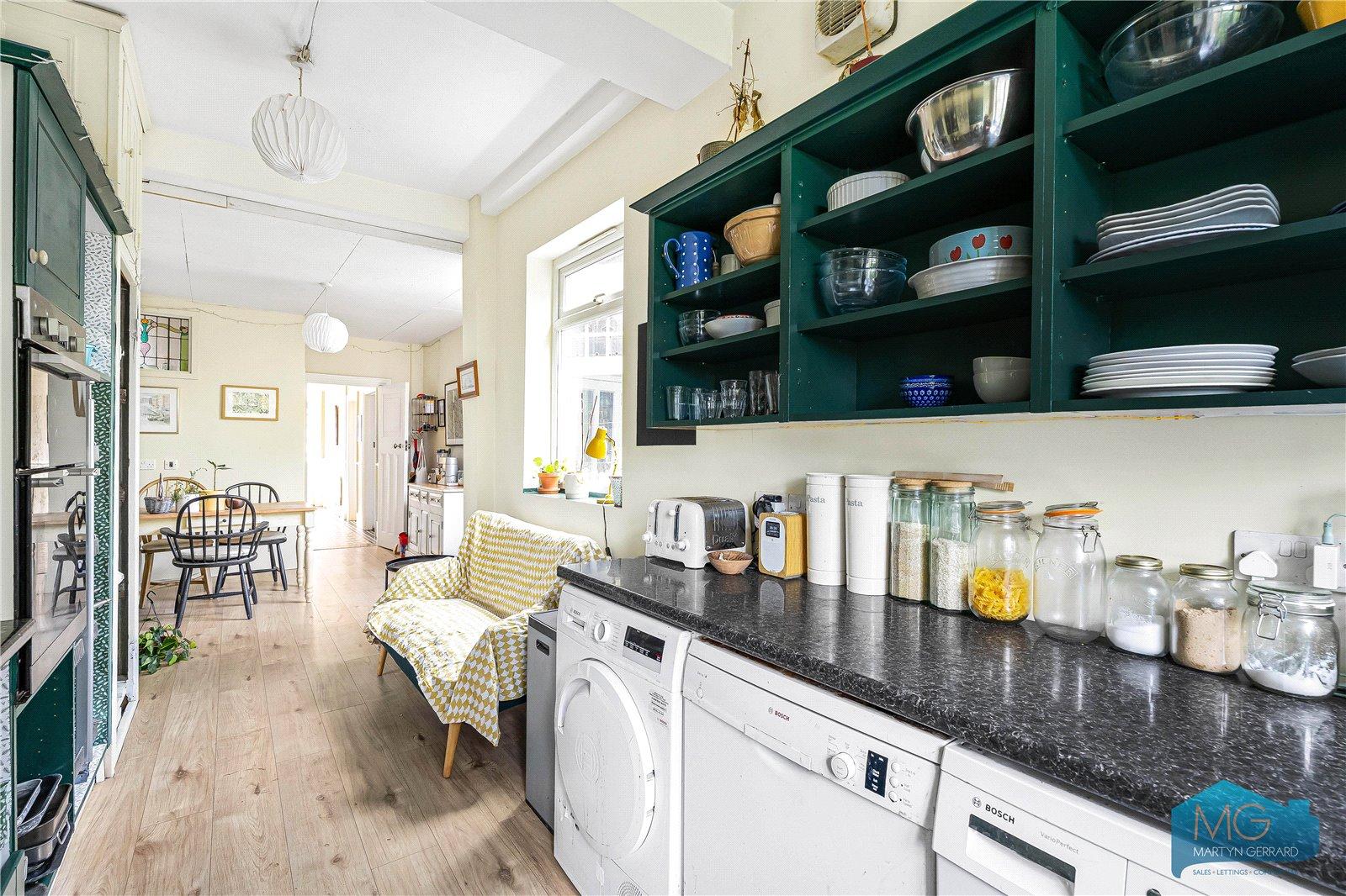 4 bedroom Terraced House for sale - Martyn Gerrard