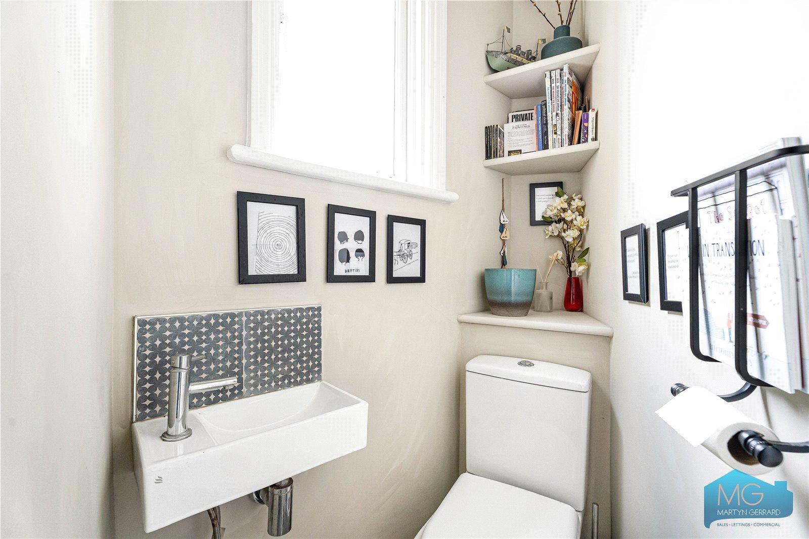 4 bedroom Terraced House for sale - Martyn Gerrard