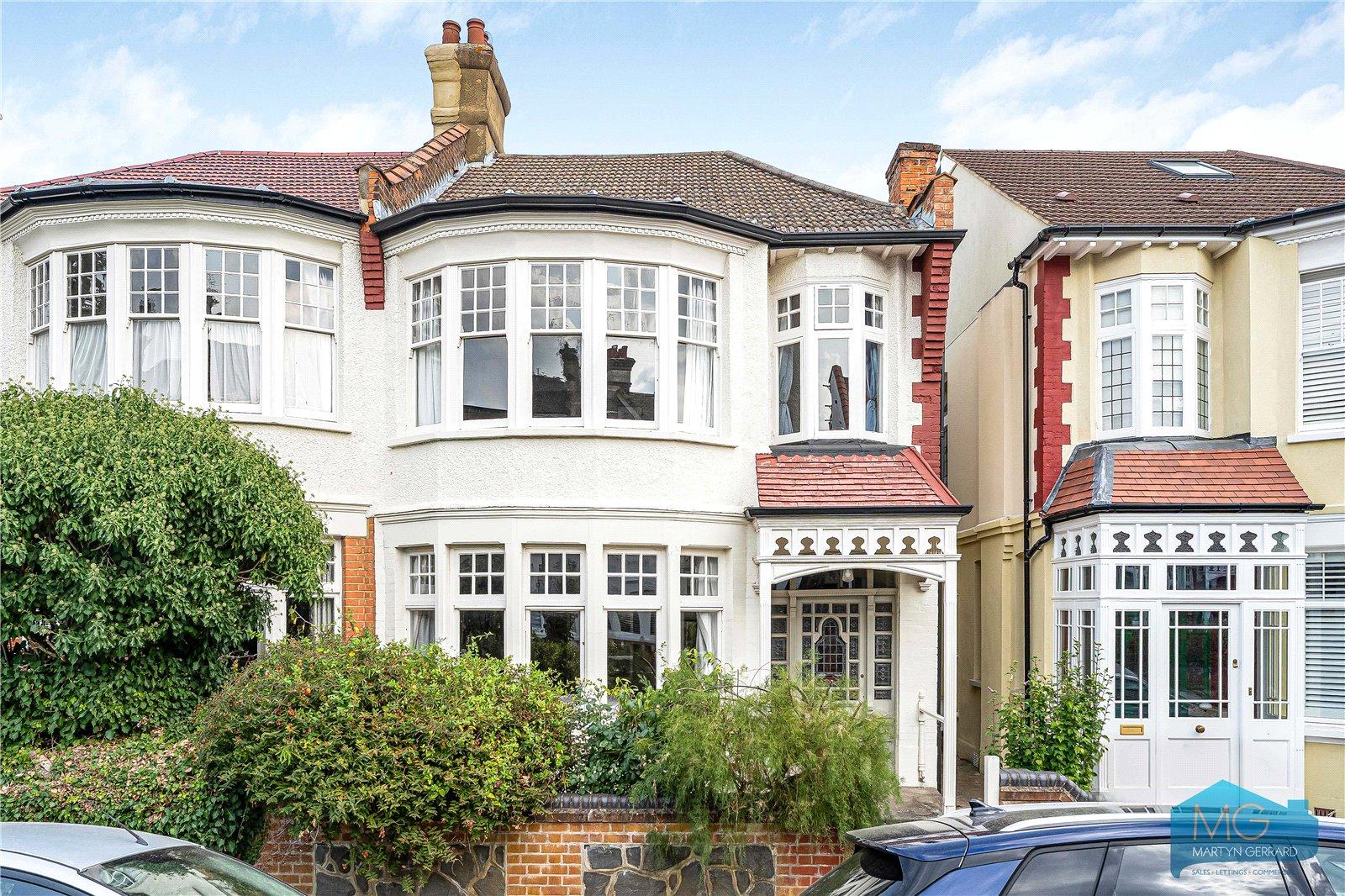 4 bedroom Terraced House for sale - Martyn Gerrard