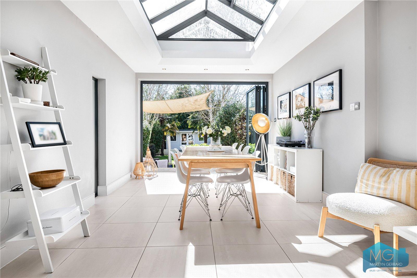 5 bedroom Semi-Detached House for sale - Martyn Gerrard