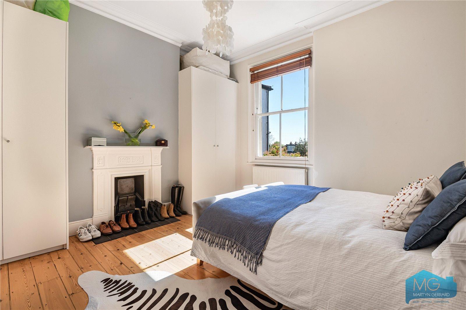 5 bedroom Semi-Detached House for sale - Martyn Gerrard