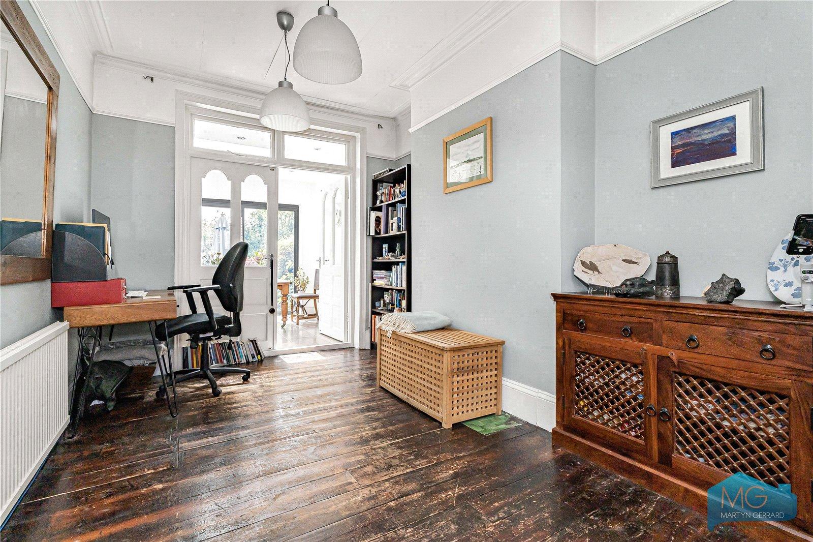 4 bedroom Semi-Detached House for sale - Martyn Gerrard