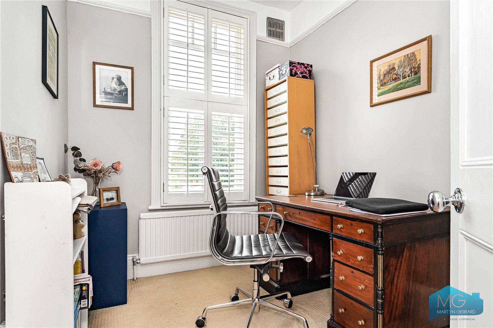 4 bedroom Semi-Detached House for sale - Martyn Gerrard