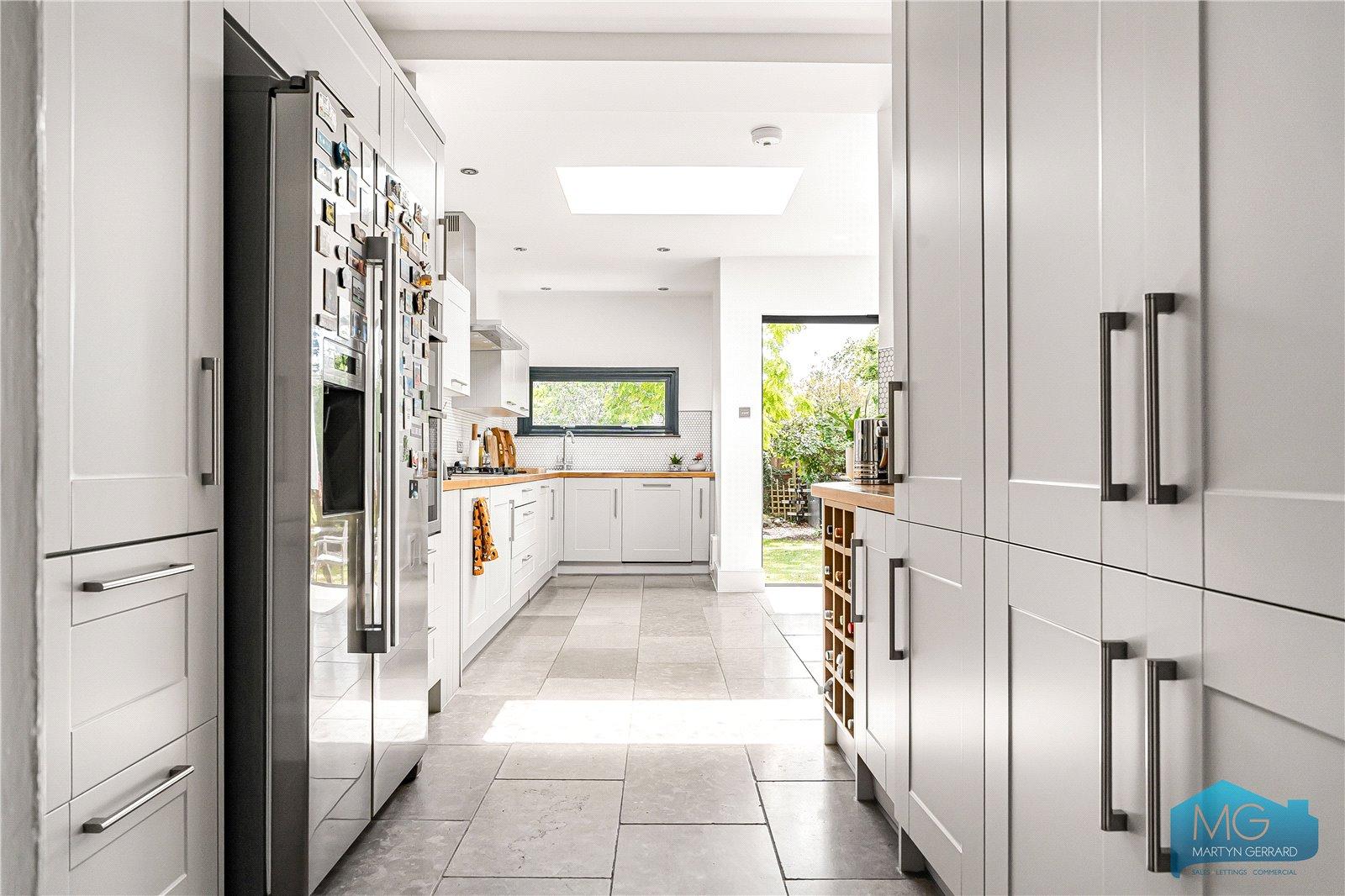 4 bedroom Semi-Detached House for sale - Martyn Gerrard