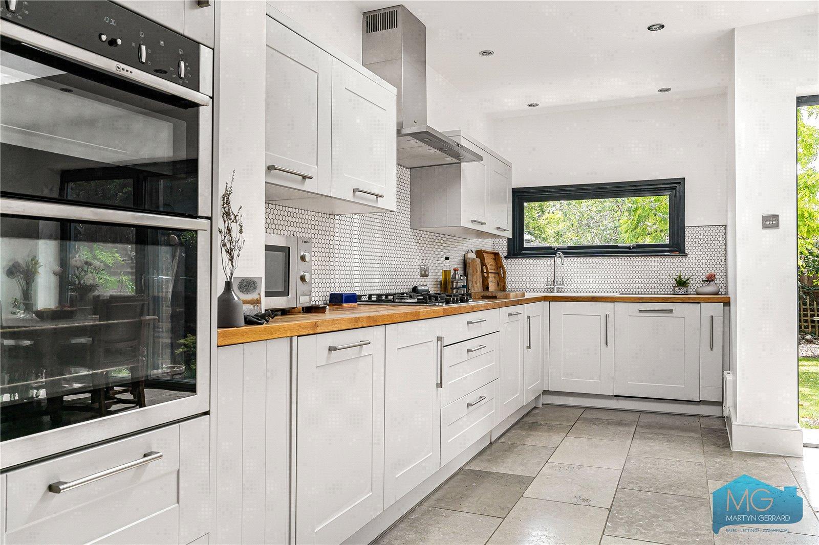 4 bedroom Semi-Detached House for sale - Martyn Gerrard
